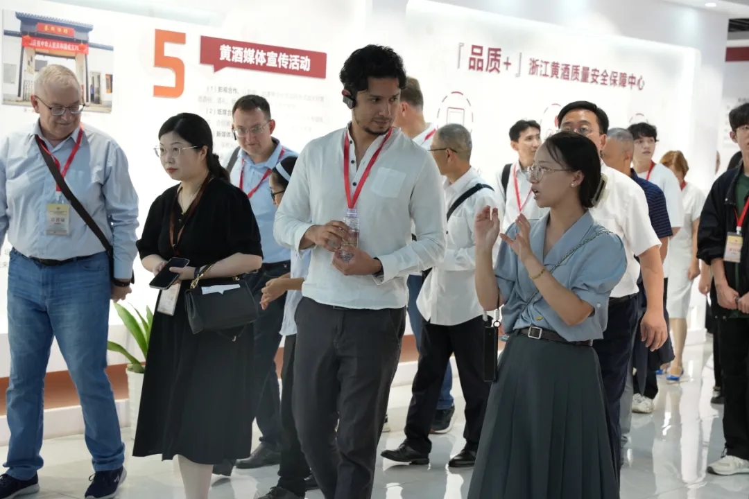 1728719946338791.jpg 1_爱奇艺.jpg